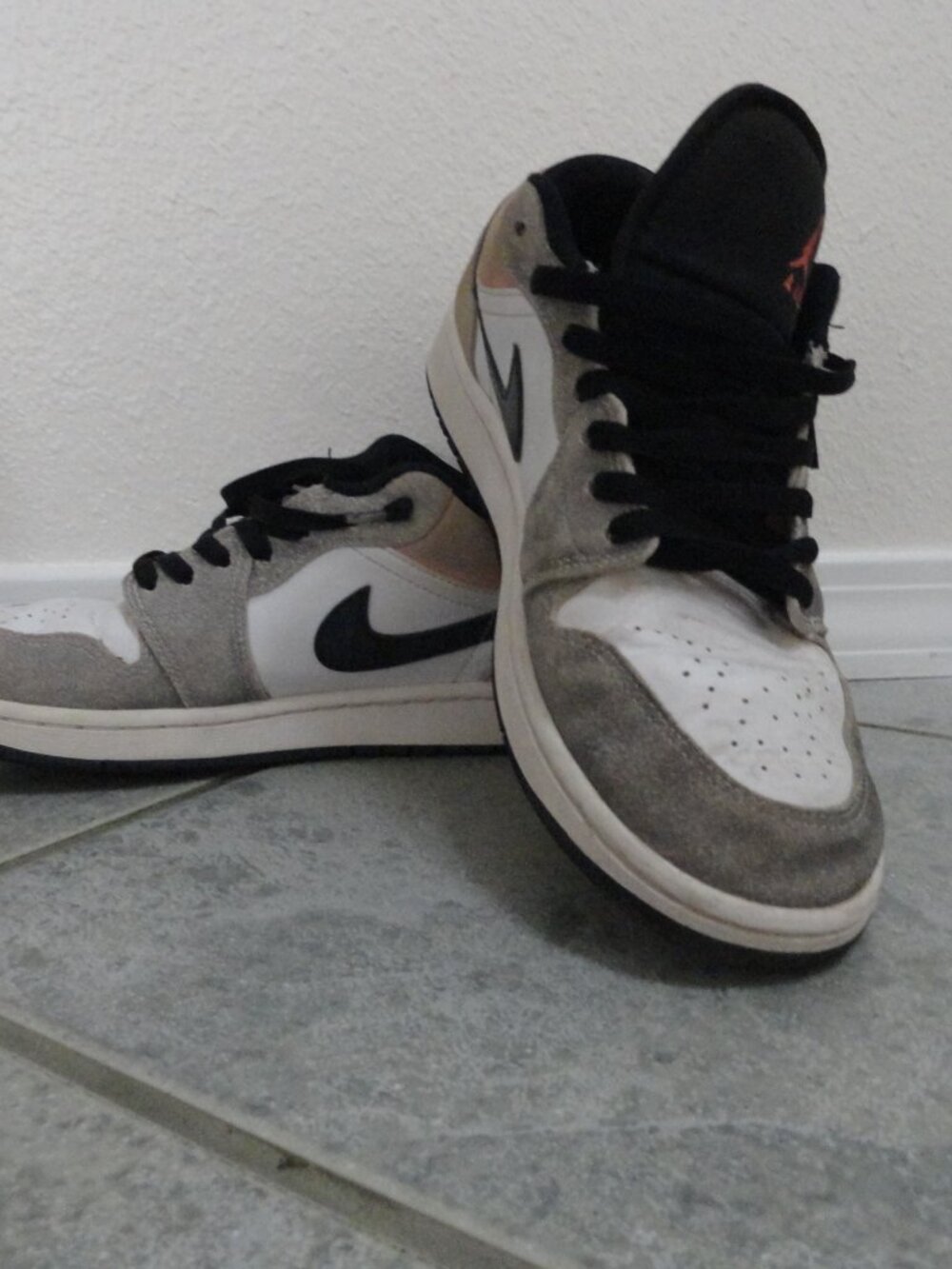 Nike Air Jordan 1 Low SE Flight Club